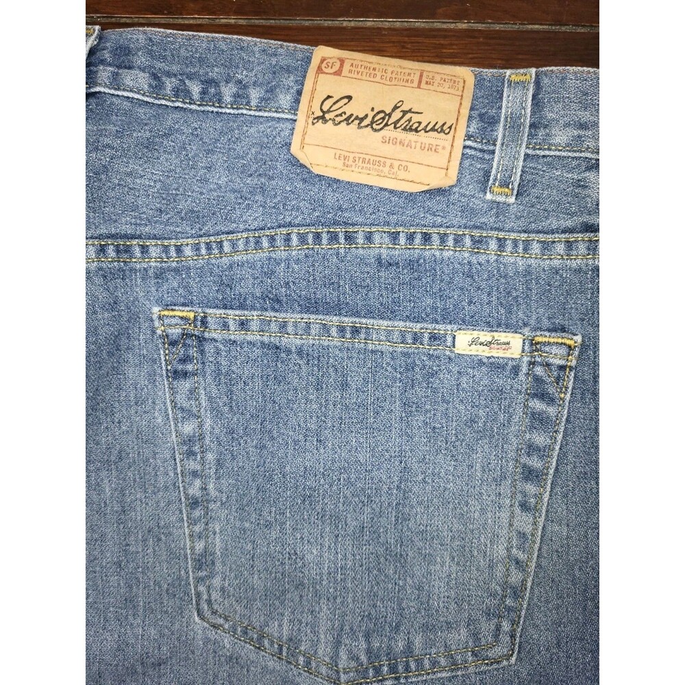 VTG 2006 Levi Strauss Signature Straight Fit Jeans Men's 40x32 (Measures 41x32) - Picture 4 of 7